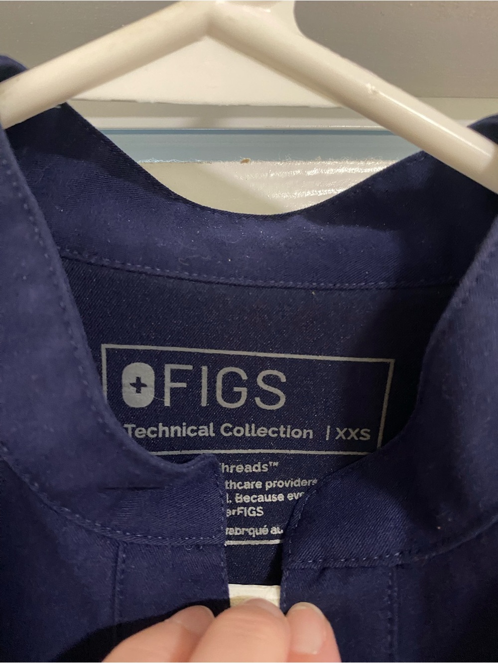 Figs Women's Navy Scrub Top - Picture 3 of 3